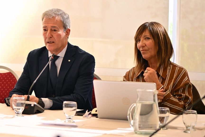 Rectores universitarios reclamaron en Mar del Plata el cumplimiento de la ley y advirtieron por la pérdida salarial rectores mdq y sm 24.8